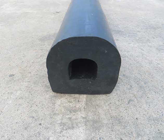 Rubber D Buffer 150 x 152 x 2000mm